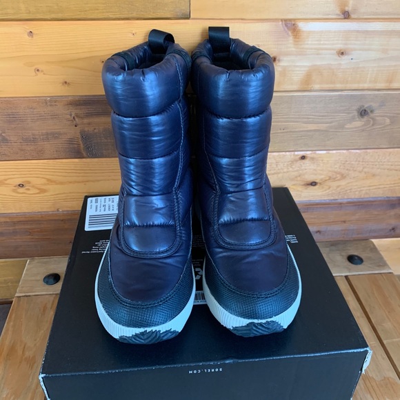 Sorel Puffy Mid- Shiny Boots - Picture 2 of 6